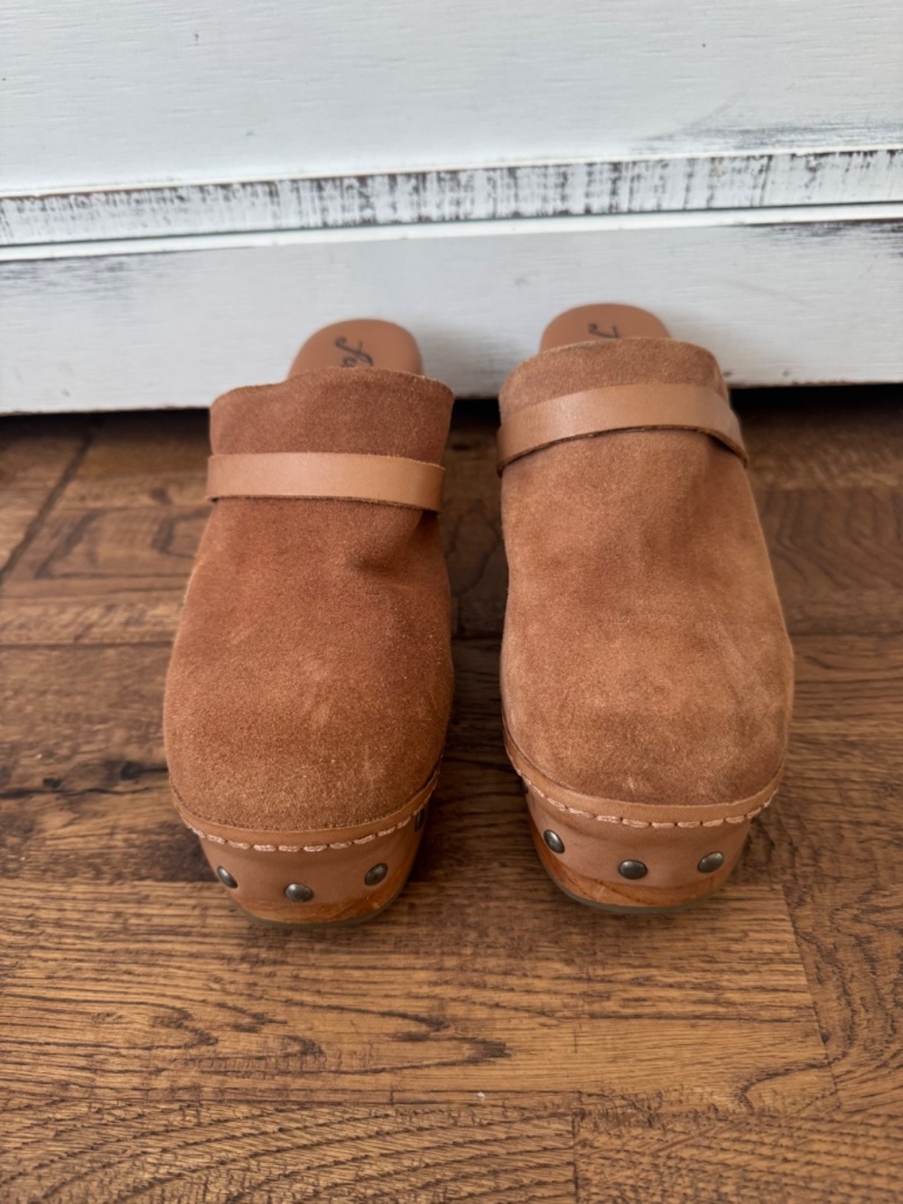 Free People Calabasas Clog Cognac Suede Shoes Women's Size 37 US 7 - Picture 3 of 9